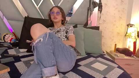 QUEENJEENN online show from 02-04-26, 08:25