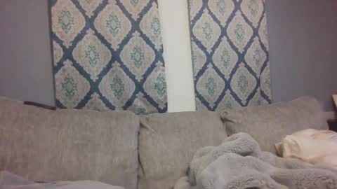 Snapshot of queenking55 chatting on 02-24-25, 06:27 Queen N King Fun Night online show from 02-24-25, 06:27