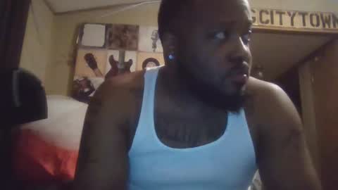 Snapshot of queenking55 chatting on 03-10-25, 04:17 Queen N King Fun Night online show from 03-10-25, 04:17