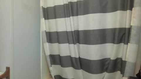 Snapshot of queenking55 chatting on 10-03-25, 06:21 Queen N King Fun Night online show from 10-03-25, 06:21