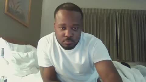 Snapshot of queenking55 chatting on 10-12-25, 09:52 Queen N King Fun Night online show from 10-12-25, 09:52