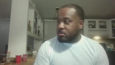 Snapshot of queenking55 chatting on 10-14-25, 05:41 Queen N King Fun Night online show from 10-14-25, 05:41