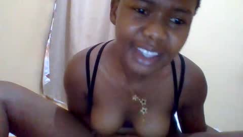 Snapshot of queenleona61 chatting on 05-23-26, 10:19 queenleona61 online show from 05-23-26, 10:19