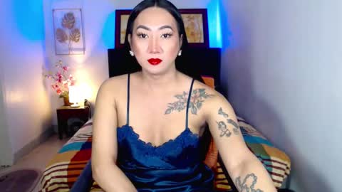 Snapshot of queenmistressts chatting on 03-02-25, 04:21 QUEEN online show from 03-02-25, 04:21