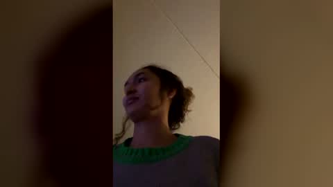 queennefertiti666 online show from 02-11-26, 07:57