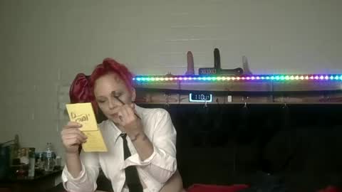 Snapshot of queenofmen69 chatting on 07-10-26, 05:59 queenofmen69 online show from 07-10-26, 05:59