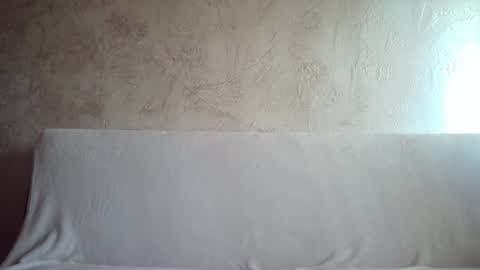 Snapshot of queenofmodels chatting on 02-01-25, 12:47 QueenOfModels online show from 02-01-25, 12:47