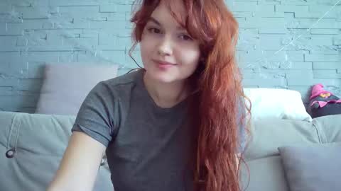 Snapshot of queenofmodels chatting on 02-28-25, 10:41 QueenOfModels online show from 02-28-25, 10:41