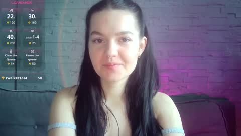 QueenOfModels online show from 02-12-26, 05:57