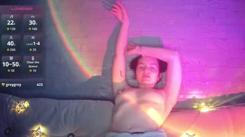 QueenOfModels online show from 04-10-26, 03:39