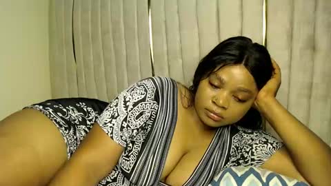 Snapshot of queenofsouls chatting on 12-27-24, 04:47 . online show from 12-27-24, 04:47