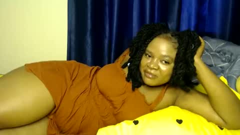 Snapshot of queenofsouls chatting on 02-07-26, 05:33 . online show from 02-07-26, 05:33