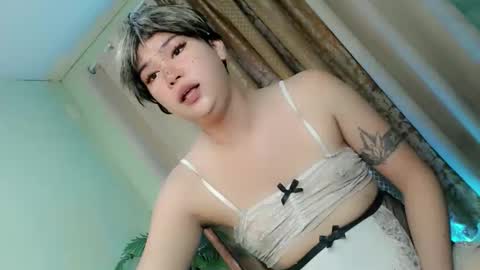 QUEEN online show from 02-22-26, 05:19