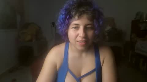 Snapshot of queenrainstar chatting on 11-02-25, 05:43 QueenRainStar online show from 11-02-25, 05:43