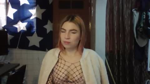 Queen Raven online show from 07-08-26, 03:49