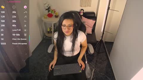 queenrose94 online show from 04-16-26, 03:13