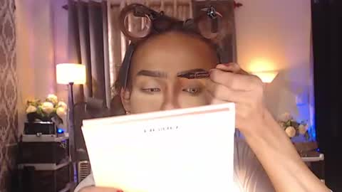 Snapshot of queenvalentinats chatting on 06-15-26, 11:12 ValentinaMoone online show from 06-15-26, 11:12