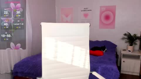 Snapshot of queitsharm_ chatting on 04-21-26, 05:58 Anna online show from 04-21-26, 05:58