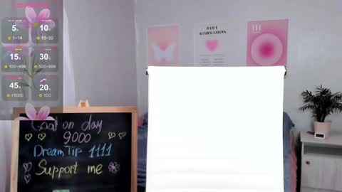 Snapshot of queitsharm_ chatting on 05-19-26, 05:14 Anna online show from 05-19-26, 05:14