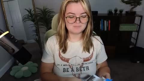 Bri online show from 09-18-25, 02:57