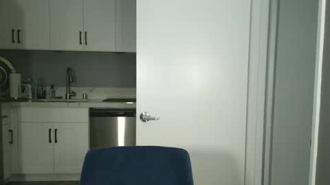 Snapshot of quest_one chatting on 03-04-26, 04:51 Jim online show from 03-04-26, 04:51