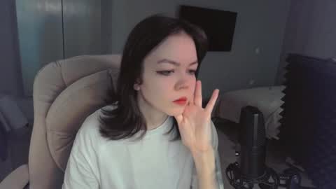 quietluxury online show from 04-12-26, 11:26