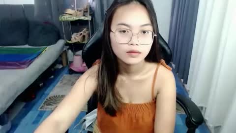 Quinne online show from 09-15-25, 04:34