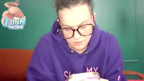 Snapshot of quinnofspades chatting on 10-30-25, 07:25 quinnofspades online show from 10-30-25, 07:25