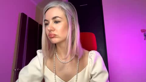 Snapshot of qusi28 chatting on 02-20-25, 05:12 qusi28 online show from 02-20-25, 05:12