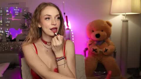 Nova Hollis online show from 02-20-26, 04:31