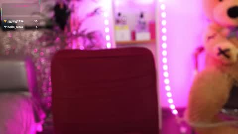 Nova Hollis online show from 03-09-26, 05:11