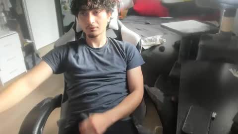 qwert4206 online show from 02-19-26, 09:33