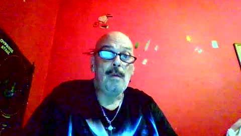 qwertyuiop22348015 online show from 01-10-26, 12:51