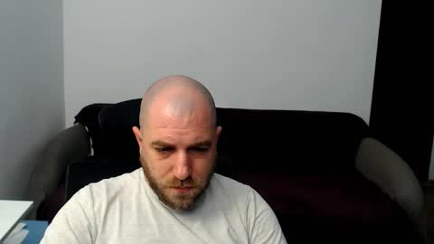 R0bila online show from 10-12-25, 07:46