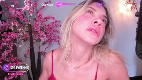 Snapshot of r4veenn chatting on 12-22-24, 02:49 RACHEL BLAKE online show from 12-22-24, 02:49