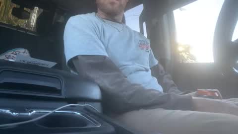 Snapshot of rabbi_poolnoodle chatting on 10-16-25, 09:05 rabbi_poolnoodle online show from 10-16-25, 09:05