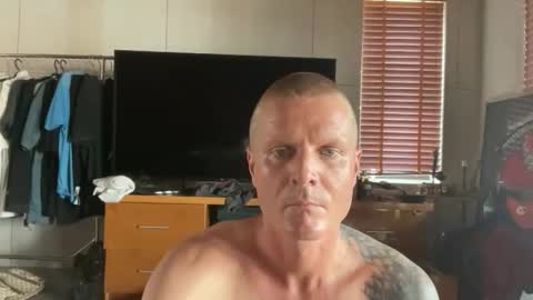 rabbit_eyes69 online show from 04-13-26, 06:41