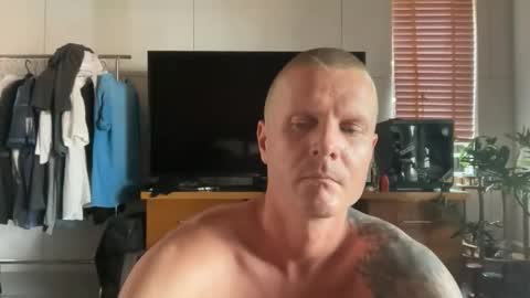 Snapshot of rabbit_eyes69 chatting on 05-06-26, 04:41 rabbit_eyes69 online show from 05-06-26, 04:41