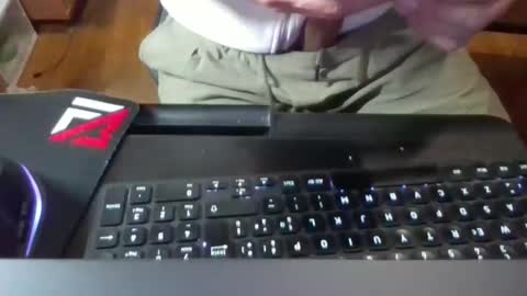 Snapshot of raccon68 chatting on 10-21-25, 08:15 Raccoon68 online show from 10-21-25, 08:15