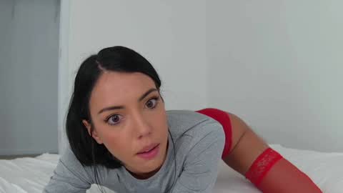 Snapshot of rach_rach chatting on 10-02-25, 09:00 Rachel Rivers online show from 10-02-25, 09:00