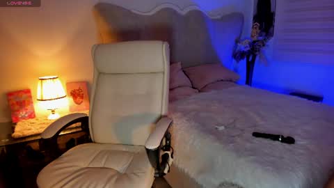 Snapshot of rachaeldeckard chatting on 07-09-26, 03:21 natalia - online show from 07-09-26, 03:21