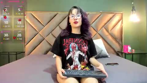 Snapshot of rache_roth chatting on 07-18-26, 10:13 Rachel online show from 07-18-26, 10:13