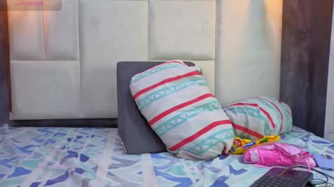 Rachel Donnelly online show from 04-02-26, 01:14