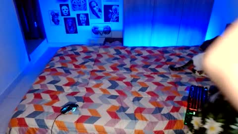 Rachel online show from 10-05-25, 01:37