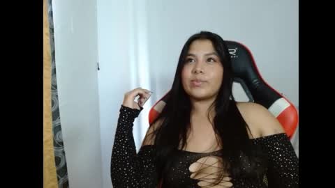 rachel_sky1 online show from 05-13-26, 04:59