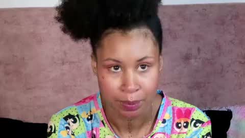 Snapshot of rachelannxd chatting on 06-15-26, 08:33 RachelAnn online show from 06-15-26, 08:33