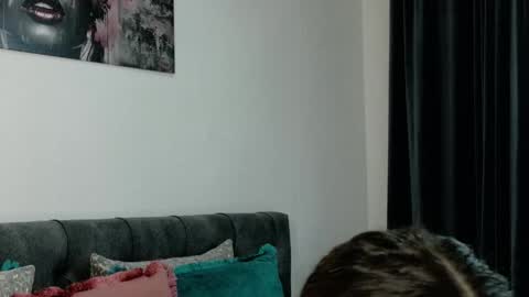rachelbells0000 online show from 05-13-26, 10:34