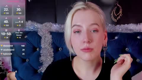 Snapshot of rachelcart chatting on 12-23-24, 10:32 RachelCart online show from 12-23-24, 10:32