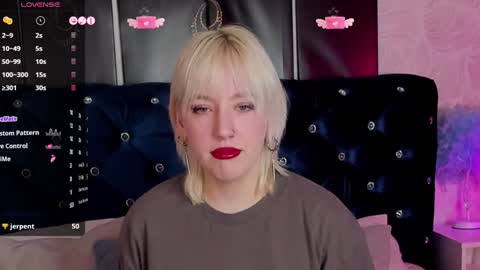 Snapshot of rachelcart chatting on 01-31-25, 04:03 RachelCart online show from 01-31-25, 04:03