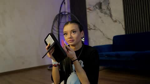 Ann online show from 04-17-26, 04:26